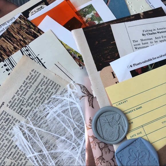 COLLAGE/JUNK JOURNAL Paper Pack - Picture 5 of 7